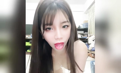 ถ่ายทอดสด "คู่รักชาวไต้หวันรั่ว" สาวน้อยขายของจะประพฤติตนอย่างไรภายใต้การฝึกอันทรงพลังของแฟนหนุ่ม❤️ชุดนอนลูกไม้เซ็กซี่ ชุดนักเรียน จุดสุดยอด และน้ำพุ่ง