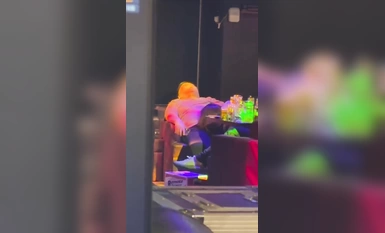 지방이 부자였거나 소를 그렇게 좋아할 여자를 만나지 않았을 것입니다.