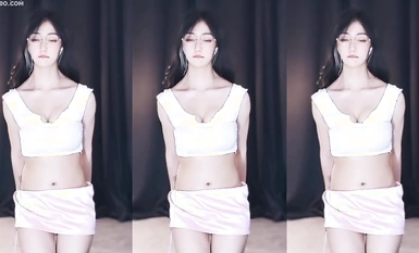 Bộ sưu tập 4 phần do Hoshiya + Mr. Fukada tùy chỉnh