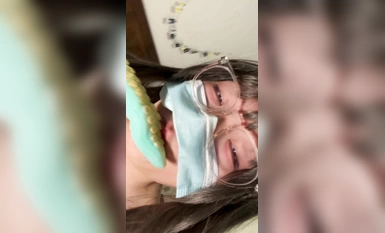 Pembantu rumah video panjang ultra-jelas terbaharu taikun tempatan Hi-chan dengan stoking hitam