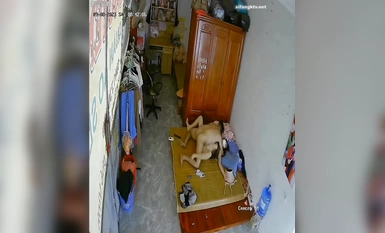 Pemilik sebuah gudang pakaian telah diseret dan dirogol ketika dia sedang menyusun barang.