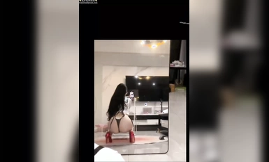 微密圈颜值身材天花板极品巨乳肥臀女神【纯情小初】付费私拍4