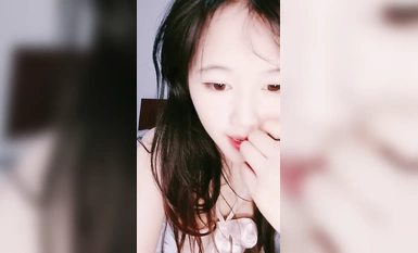 Benih hijau masuk ke laut~Gadis yang tidak bersalah dan cantik [04 kanak-kanak]Gadis yang sempurna di sebelah masuk ke laut~Mandi telanjang~Godaan tarian seksi (16)