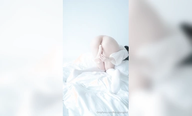 HongKongDoll (Sister Doll) 23.12.1 mesej peribadi baju berongga sutera putih