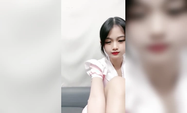 Nàng tiên nhỏ trong sáng và dễ thương của Xiao Yi thật bobo (6)