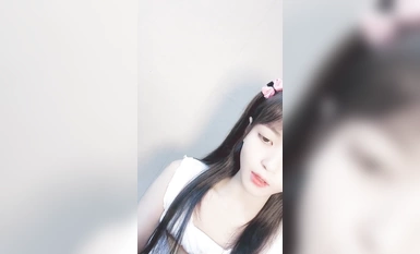 ผิวขาว สวย หุ่นบริสุทธิ์ เจ้าแม่งามโรงเรียนปูใหญ่ (1)