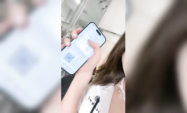 全網第一嫩穴女神回歸【王動物_馬裡布】溫州網紅女神~頂級身材~絕美粉逼~道具抽插  (9)