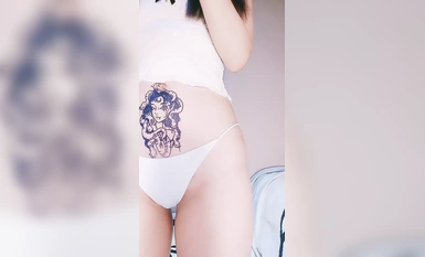 新合集~頂級校花~擼到腎虧~太極品了【依依】騎乘假屌~白漿多多 (9)