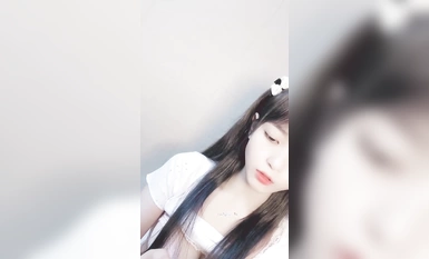 ผิวขาว สวย หุ่นบริสุทธิ์ เจ้าแม่งามโรงเรียนปูใหญ่ (4)