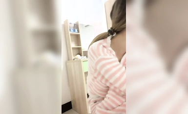 เด็กนักเรียนหญิงวัย 18 ปี [Xiao Guai 7] เมาหลังจากดื่มเบียร์ไปเพียงไม่กี่ขวดและถูกเย็ด เธออ้าปากค้างและตะโกนว่า "แม่ง ไอ้เหี้ย เหี้ย" เด็กหญิงตัวเล็ก ๆ ถูกทำลายอย่างบ้าคลั่ง (1)