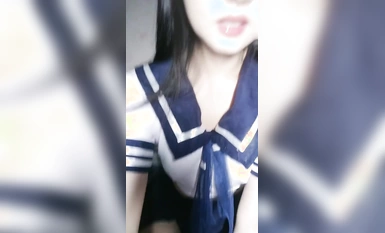 甘くて可愛い19歳の女の子【パパハグ】恥ずかしそうにお尻を開いてお兄ちゃん達にプライベートな部分を見せる、絶対的な美少女学園の女神、滅多にない特別な刺激 (2)