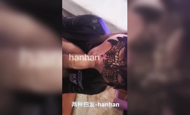 顏值身材不輸一線模特，極品風騷御姐重慶樓鳳施工妹【雨涵】私拍③，抓龍筋毒龍足交口爆啪啪，最懂男人的女人 合集（3）