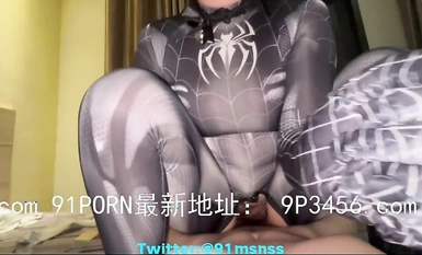 美少女殺手【最愛蘿莉】-露臉E奶蜘蛛俠變裝女神，大拇指支持有後續