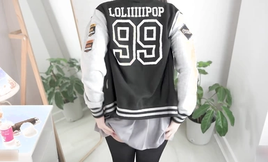 性感小騷貨〖下面有根棒棒糖〗可愛室友竟然是色情主播，乖巧可愛乖乖女私下竟然這么反差，身材一級棒的小可愛