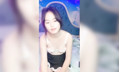 極品嫩妹11月份最新合集【性感小橘貓】 黑絲白絲制服誘惑摸穴 (5)