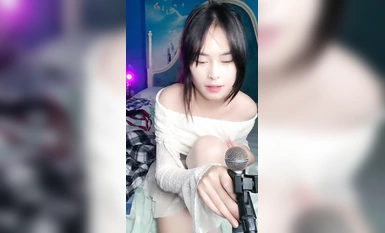 極品嫩妹11月份最新合集【性感小橘貓】 黑絲白絲制服誘惑摸穴 (16)