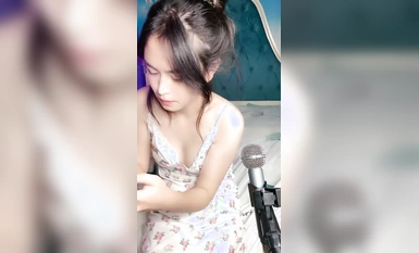 Ang pinakabagong koleksyon ng pinakamahusay na mga batang babae noong Nobyembre [sexy little orange cat] black silk at white silk uniform na mapang-akit na humahawak sa puki (3)