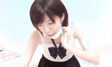 [แชทสดแบบไม่เซ็นเซอร์] สาวมือสมัครเล่น Lolikawa ในชุดเครื่องแบบ J-type ออกอากาศเป็นเวลานาน! ภาพระยะใกล้รูปตัว M พร้อมริบบิ้นและพื้นรองเท้าสีน้ำเงินเข้ม & เครื่องนวดไฟฟ้าคลิตอริส! ถอดหน้ากากออกทันที! หน้าอกสวย ○ มองเห็นก้น ○