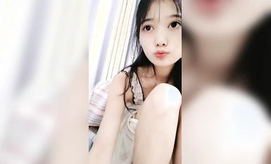 20小時重磅核彈 校花女神【蔡蔡仙女】全裸沐浴，小逼逼一直流水，來一段抖音風舞蹈，脫光的版本，屌炸了！ (10)