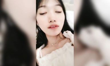 เทพธิดาแห่งความงามในโรงเรียนบล็อกบัสเตอร์ 20 ชั่วโมง [Cai Cai Fairy] อาบน้ำเปลือยเปล่าหีของเธอหยดน้ำและเธอก็แสดงการเต้นรำสไตล์ Douyin เปลื้องผ้าและกระเจี๊ยวของเธอก็ระเบิด! (4)