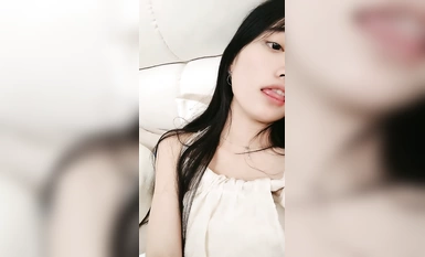 เทพธิดาแห่งความงามในโรงเรียนบล็อกบัสเตอร์ 20 ชั่วโมง [Cai Cai Fairy] อาบน้ำเปลือยเปล่าหีของเธอหยดน้ำและเธอก็แสดงการเต้นรำสไตล์ Douyin เปลื้องผ้าและกระเจี๊ยวของเธอก็ระเบิด! (4)