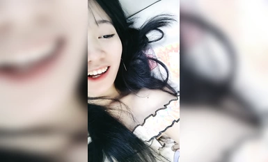 20小時重磅核彈 校花女神【蔡蔡仙女】全裸沐浴，小逼逼一直流水，來一段抖音風舞蹈，脫光的版本，屌炸了！ (1)