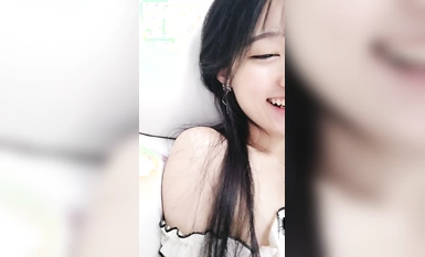 20小時重磅核彈 校花女神【蔡蔡仙女】全裸沐浴，小逼逼一直流水，來一段抖音風舞蹈，脫光的版本，屌炸了！ (1)