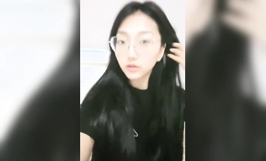 Recommended! Authentic G-milk college students [class president adult] dormitory hotel stairway toilet masturbation, extreme contrast glasses bitch, play really crazy (3)