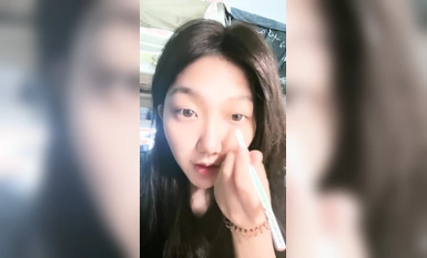 推薦！正宗G奶大學生【班長大人】宿舍酒店樓梯道廁所自慰，極品反差眼鏡婊，玩得真是瘋狂 (9)