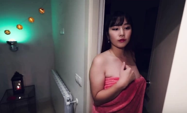 สาวงามนมโตกินไก่และมีเพศสัมพันธ์ [Obokozu] สาวเชอร์รี่ที่มีหุ่นเย้ายวนสุด ๆ หลอกหรือเลี้ยงในวันฮาโลวีนหัวนมของเธอถูกระยำในหลายตำแหน่งโดยไม่ต้องใช้ถุงยางอนามัยและใบหน้าของเธอก็เต็มไปด้วย cumshots ใบหน้า