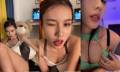 สุดยอดนางแบบขานางแบบผู้ประกาศข่าว "กล้า" แซว จ้องแลบลิ้น กลืนน้ำลาย หน้าดำ เลียนิ้วเท้าและถุงน่อง ขาสวย ภูมิใจ คอลเลคชั่นสุดเย้ายวน (2)