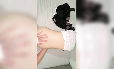 スーパーふしだらなロリ[ロリ・シャオナイ]スポーツユニフォームの下の最高の若いロリータ91マスターのおもちゃ、素晴らしいケトン体、超ピンクで締まった白虎の猫、巨根の射精は熱すぎます