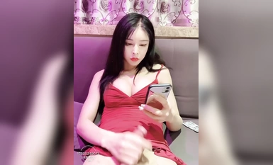 "Maagang Babala ng Mataas na Enerhiya" Ang pinakamahusay na katawan at magandang hitsura ay mas pambabae kaysa sa mga babae at may malamig na ugali Peripheral TS [Shi Shijunjun] Nobyembre pribadong pagbaril kasama ang may-ari ng ginto, lahat ng 