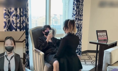 優雅性感女秘書【MeowFourteen（喵十四）】和老闆出差被操翻，很多人眼裡的女神，在人後如此淫盪，溫婉優雅氣質讓人看了就想狠狠插她