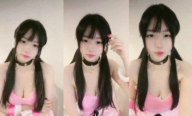 Bom nuklear! Koleksi 20 jam budak sekolah G-susu [Nanas Guoguo] Pada suatu hari, saya terlupa memakai topeng muka dalam bingkai yang sama, kulit seputih salji, dan punggung ditinggikan. anda akan menjadi keras, dan batang anda akan meletup! (11)