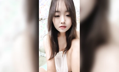 新人の純粋な女子校生が犯された【いたずらクマクマ】無知でキュートな青春無敵の妖精少女の吐息は、誰もブロックすることはできません、様々なジェスチャーの嵐のプラグのボーイフレンドによって、とてもクールで美しい！ (5)