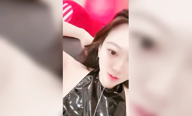 平台最接近完美的尤物【NeiNei】上線了 佛祖見了都要心動，不僅長得美 身材也是一等一的好到爆炸，完美胸部蜜臀白虎嫩逼，能讓人秒硬 (4)