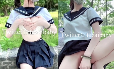 สาวสวย JK ในถุงน่องสีดำ [tuzaibaby] กล้าหาญมาก เธอถอดกางเกงชั้นในและดิ๊กปลอมในสวนสาธารณะระหว่างวัน Ziwei ปัสสาวะและพ่นอย่างดุเดือด