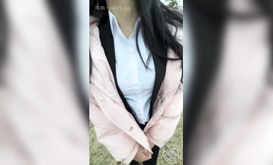 海角超頂通姦亂倫【會噴水的親姐姐】大長腿銷售姐姐徹夜纏綿汁液狂噴 聖誕裝誘惑瘋狂縱欲 被姐姐小穴榨幹了精液