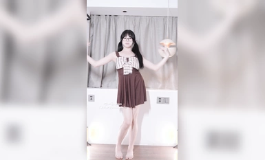 黏黏團子兔 NO.065 咬一口兔娘ovo 盒島400目標獎勵『flower』