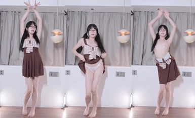 黏黏團子兔 NO.065 咬一口兔娘ovo 盒島400目標獎勵『flower』