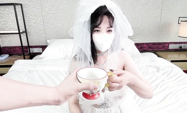 白ストッキングのウェディングドレスを着た美巨乳妻 【桜空もも】義妹と犯しちゃった、気持ちいい、気持ちいい、もう無理、中出ししたい、中出ししたい