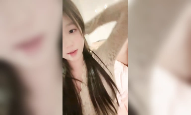 颜值尤物美少女【小初】极品美乳好身材！撩起衣服揉捏柰子，脱下内裤掰穴特写，紧致小骚逼，手指插入扣弄