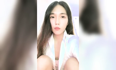 年末来了个王炸，曾经面试过北影的极品大美女【冷冷要命】脸蛋精致高级，气质一流，蝴蝶逼模特身材黑丝，完美女神必看 (2)