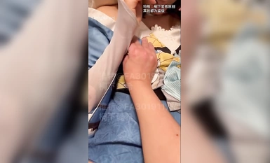 專注玩學生妹的推特大神【桐下愛希】最新原創私拍，幾位嫩妹口交雞巴推油手玩腳玩然後再肏 合集（1）