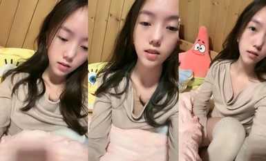 最正宗校花來了【晚兒】超級嫩B，看著好像還是個處女，清秀臉蛋，慢慢就摸出水來了，刺激好看！ (4)