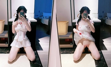 極品呆萌美少女【獃獃醬】超極品身材白虎嫩穴又粉又嫩又緊 誘人小白兔晃動惹人眼 做爸爸的小母狗合集（2）