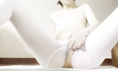 ジンジャー・ジンジャー・ヨガウェア ホワイトシルク