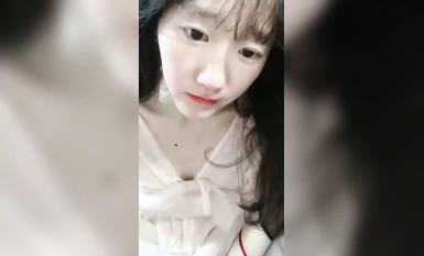 Vô tội đeo kính trường vẻ đẹp đưa ra handjob (5)