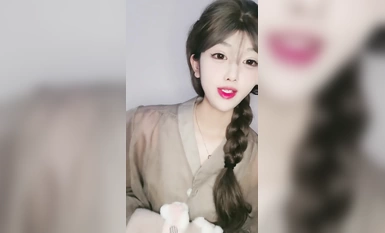 裸舞天花板~【 小幼恩】裸舞扒逼大秀 性感身材粉嫩BB讓人慾火焚身 (9)